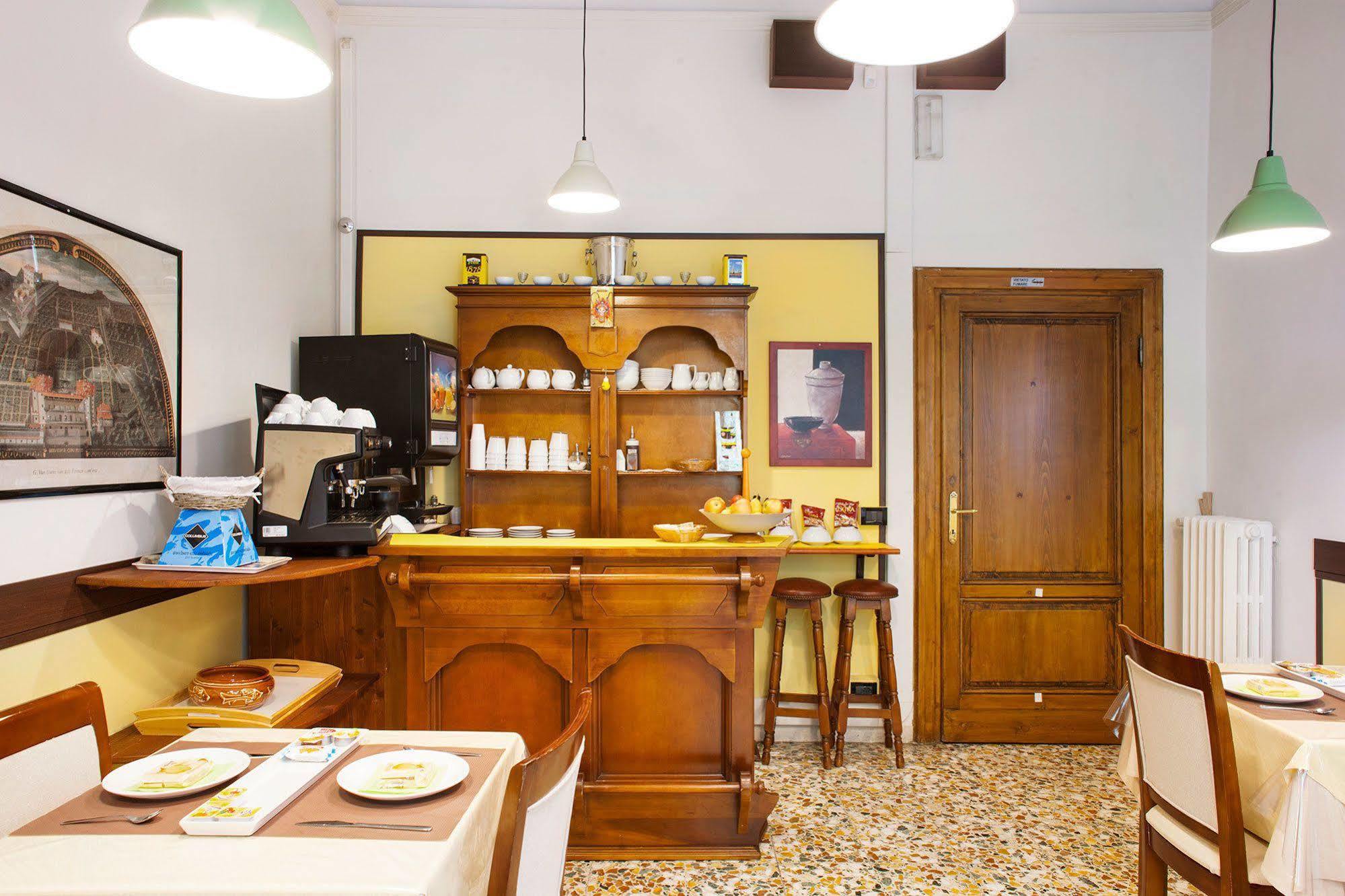 Melody House Acomodação com café da manhã Florença Exterior foto